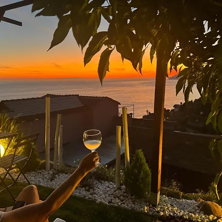 דירה Sunset מנרולה